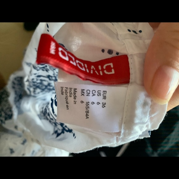 Off The Shoulder Crop Top - Picture 4 of 5